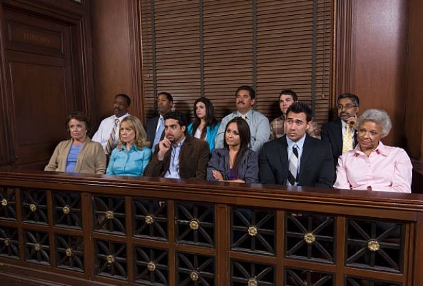 Dr. Makayla's Approaches to Jury Selection in High-stakes Cases